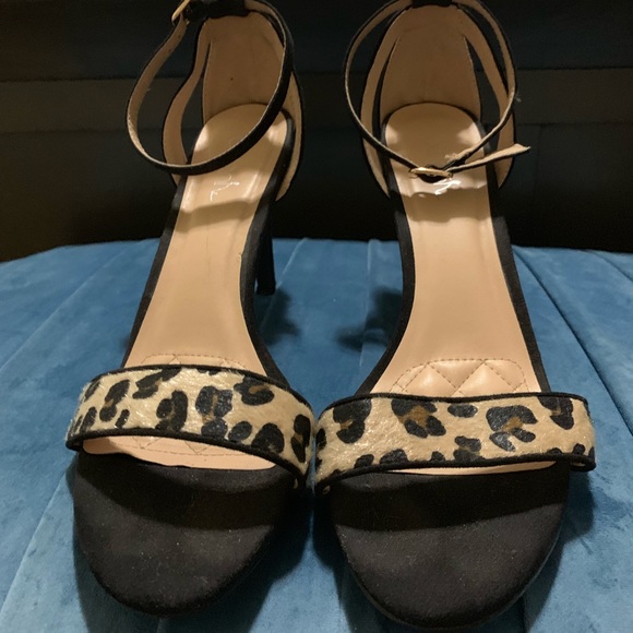 Boutique cheetah sz 10 heels - Picture 2 of 4